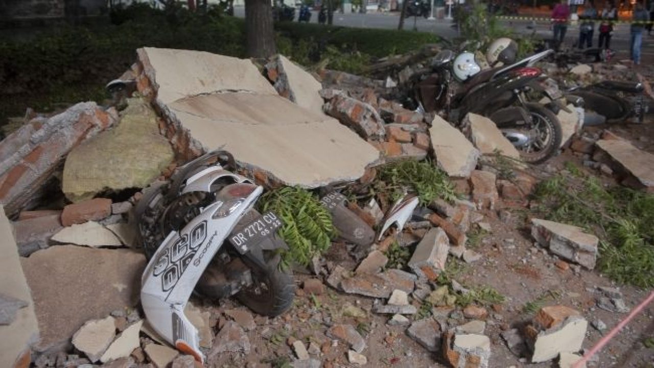 Detail Foto Foto Gempa Di Lombok Nomer 39