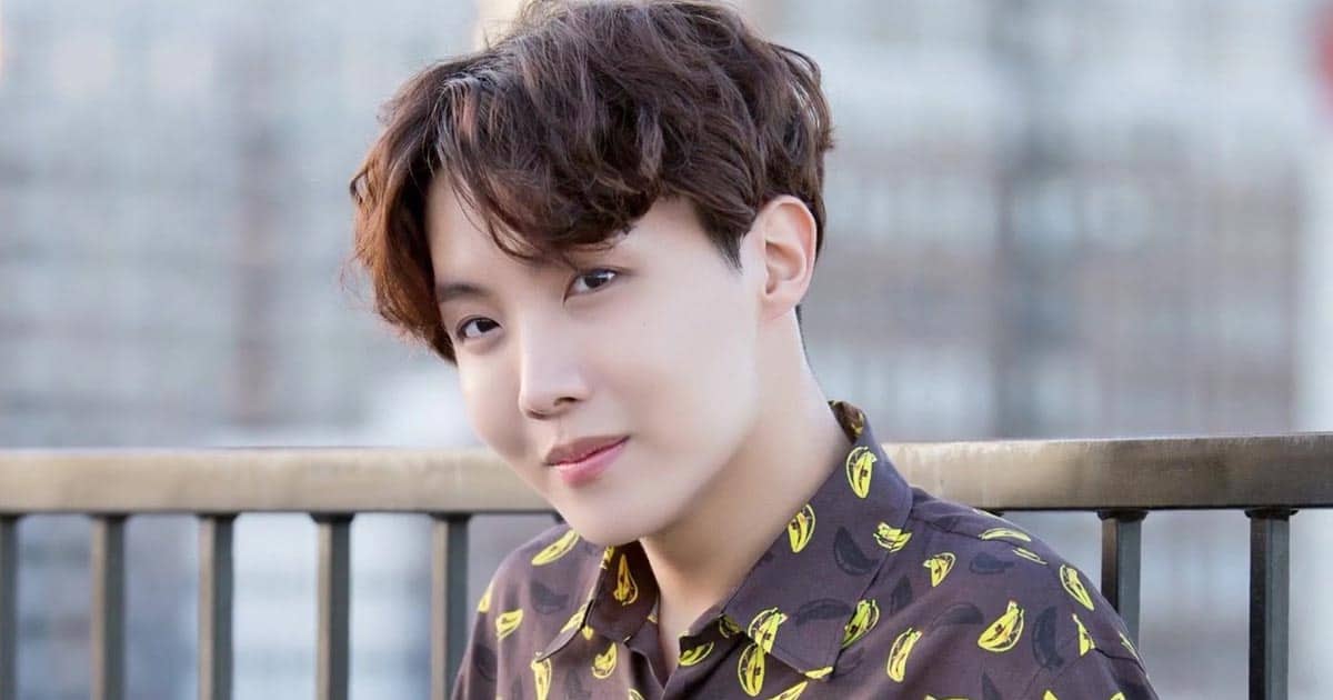 Detail Foto Foto J Hope Bts Nomer 15