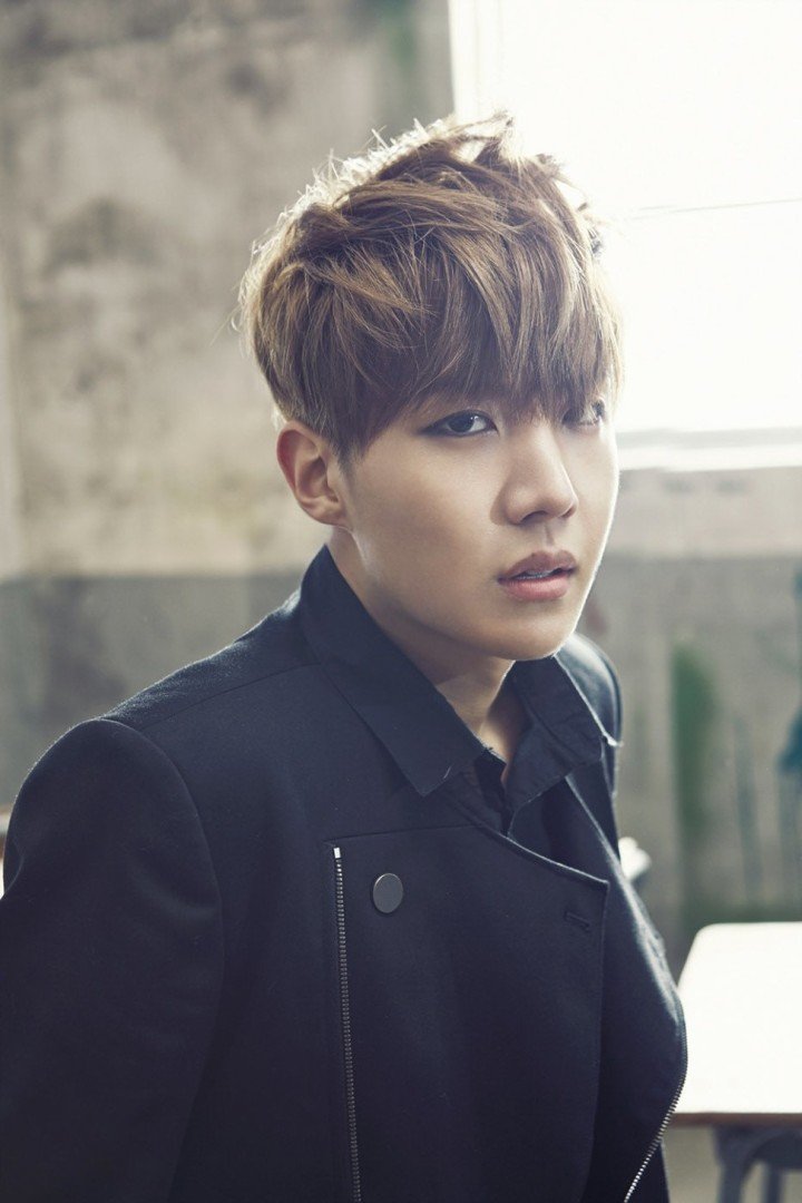 Detail Foto Foto J Hope Bts Nomer 38