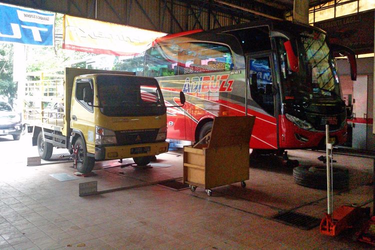 Detail Foto Foto Mobil Truk Nomer 35