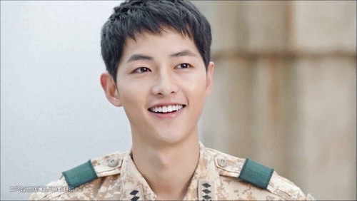 Detail Foto Foto Pemain Descendants Of The Sun Nomer 2