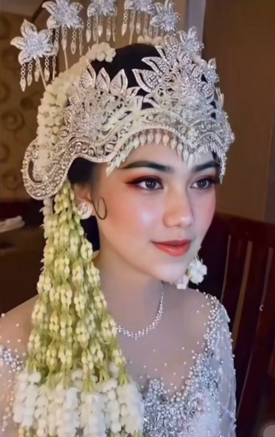 Detail Foto Foto Pengantin Nomer 18