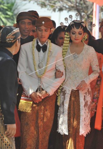 Detail Foto Foto Pernikahan Gibran Dan Selvi Nomer 23