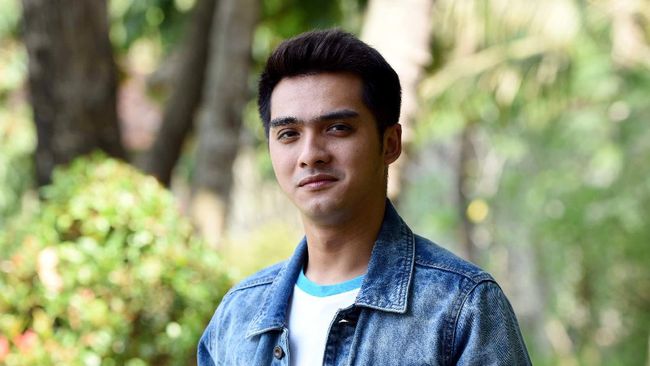 Detail Foto Foto Ricky Harun Nomer 14