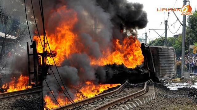 Detail Foto Foto Tragedi Bintaro Nomer 38