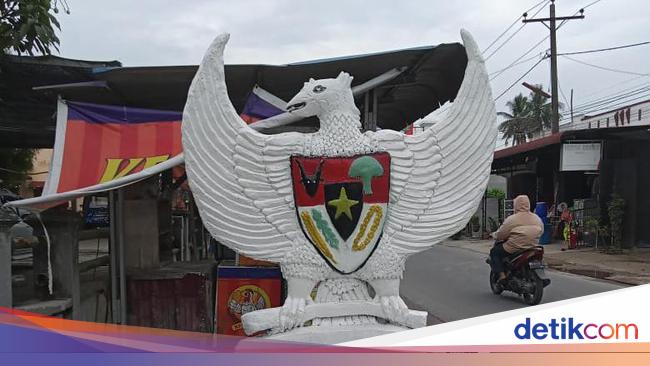 Detail Foto Gambar Burung Garuda Nomer 27