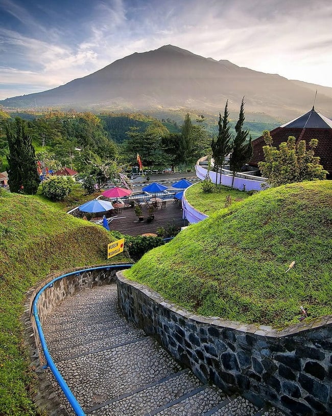 Detail Foto Gambar Pemandangan Gunung Nomer 27