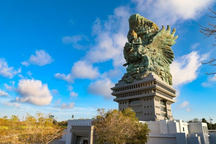 Detail Foto Garuda Wisnu Kencana Nomer 34