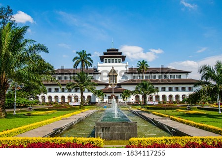 Detail Foto Gedung Sate Nomer 19