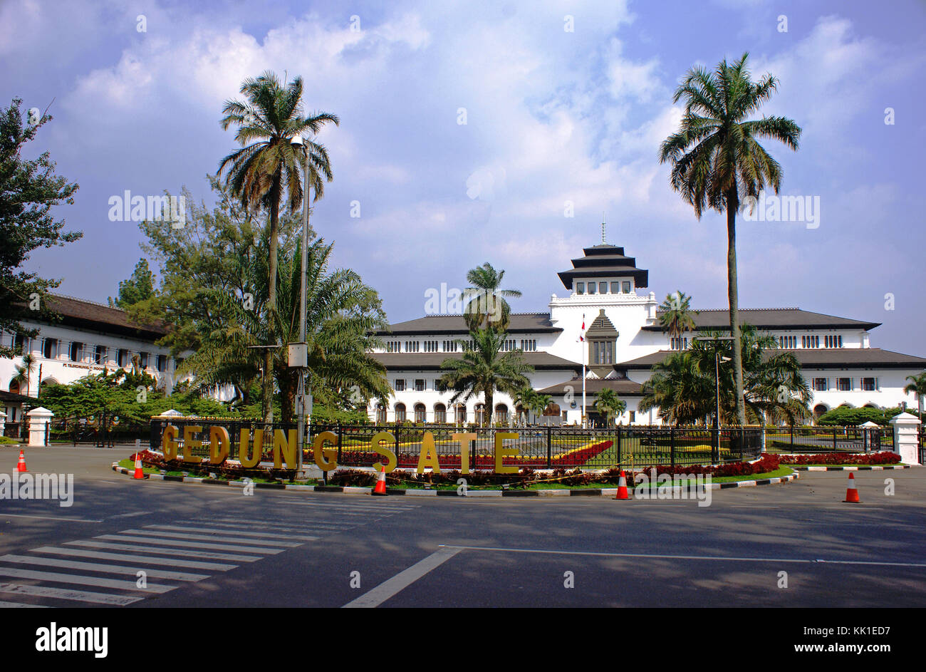 Detail Foto Gedung Sate Nomer 52