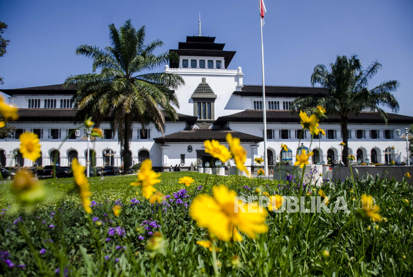 Detail Foto Gedung Sate Bandung Nomer 18