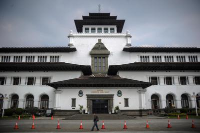 Detail Foto Gedung Sate Bandung Nomer 7