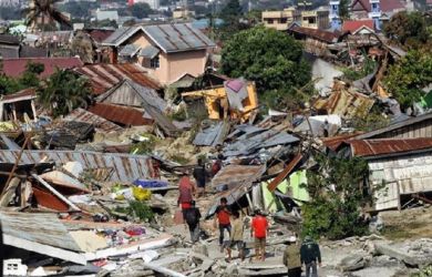 Detail Foto Gempa Bumi Di Indonesia Nomer 17