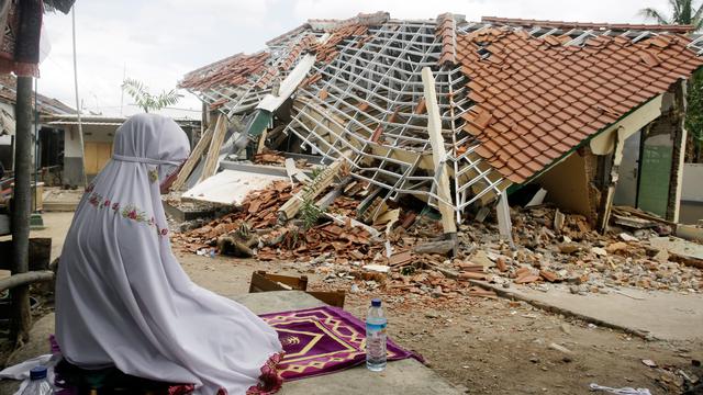 Detail Foto Gempa Bumi Di Indonesia Nomer 19