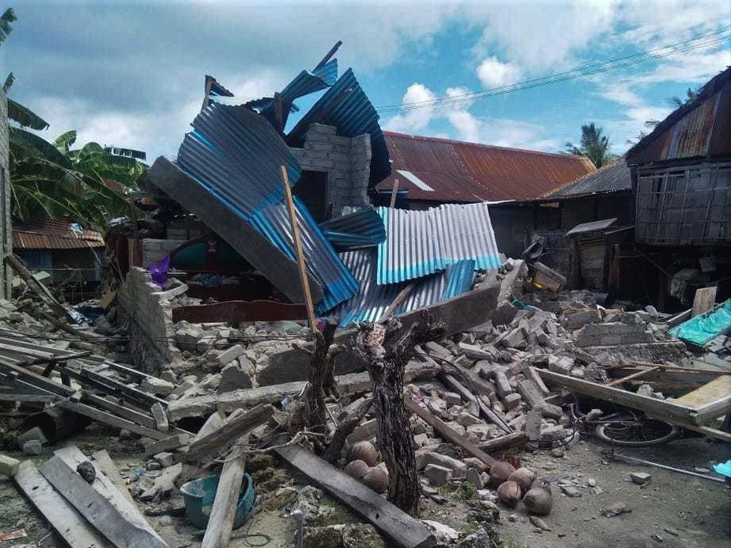 Detail Foto Gempa Bumi Di Indonesia Nomer 22