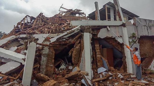 Detail Foto Gempa Bumi Di Indonesia Nomer 6