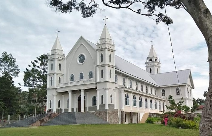 Detail Foto Gereja Nomer 26