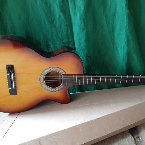 Detail Foto Gitar Akustik Keren Nomer 29