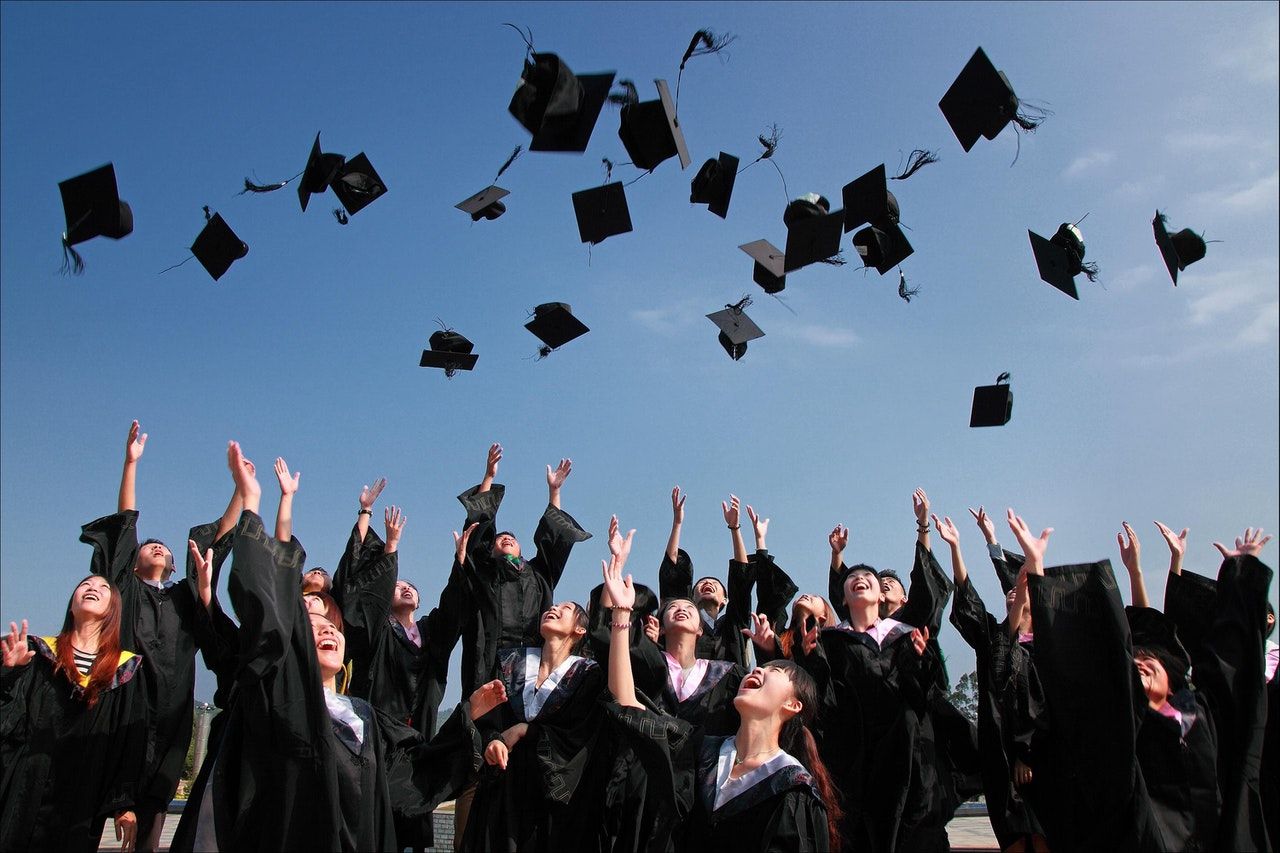 Detail Foto Graduation Wisuda Nomer 14