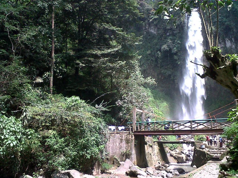 Detail Foto Grojogan Sewu Nomer 24