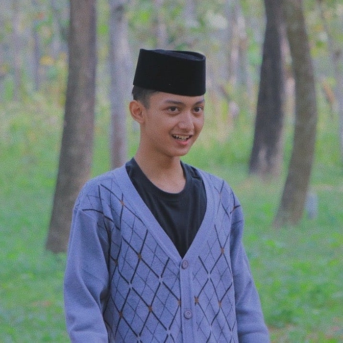 Detail Foto Gus Azmi Ganteng Nomer 14