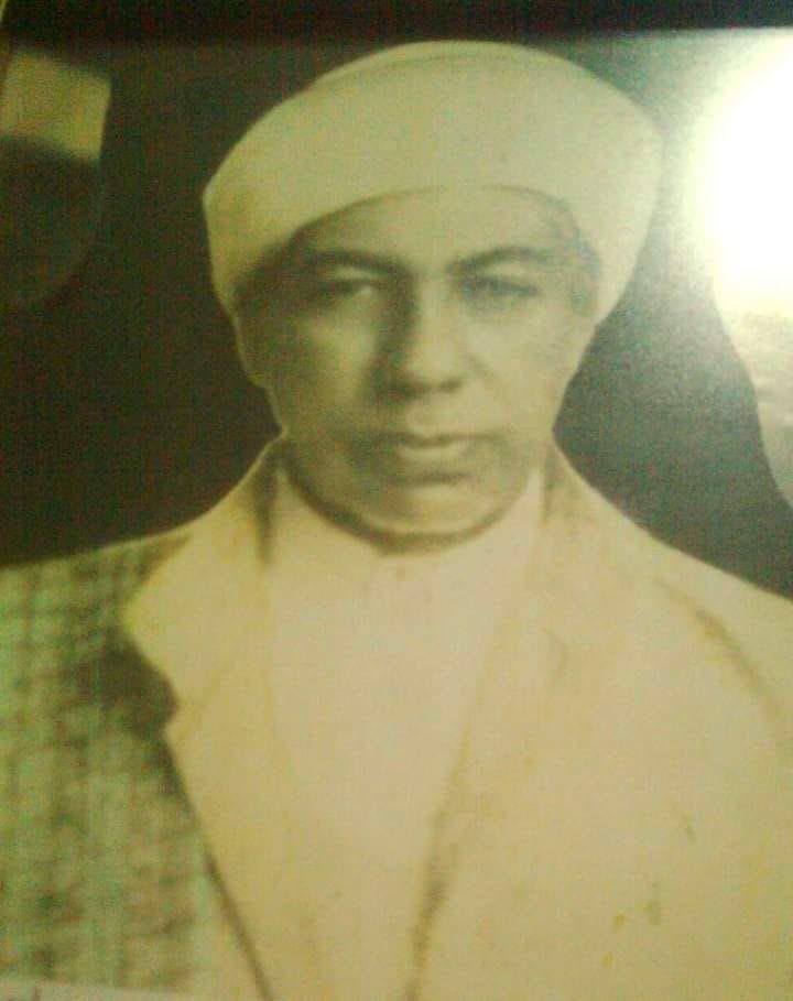 Detail Foto Habib Abdullah Bin Alwi Al Haddad Nomer 23