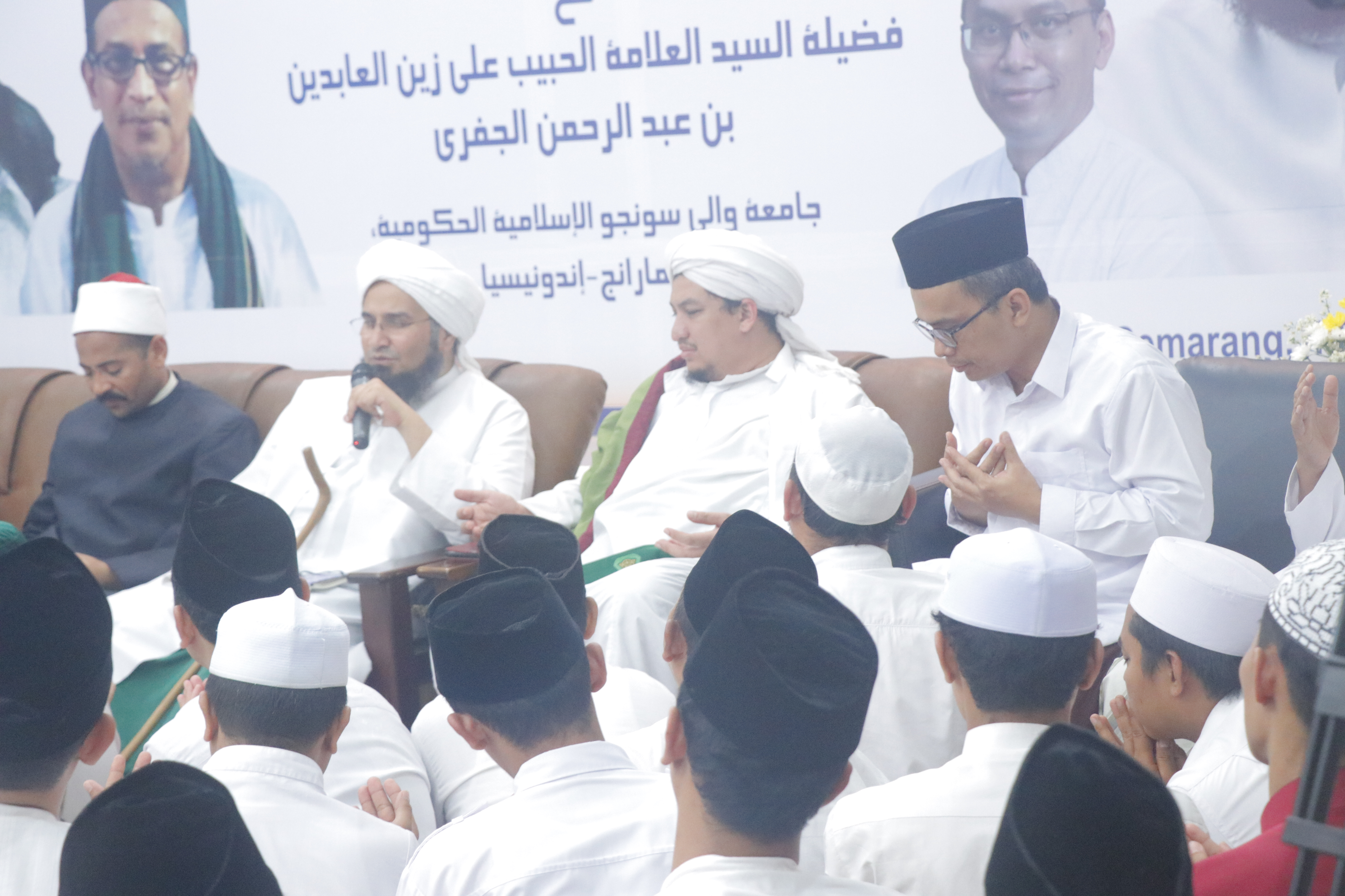 Detail Foto Habib Ali Al Jufri Nomer 35