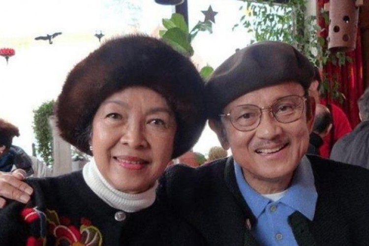 Detail Foto Habibie Dan Ainun Nomer 7