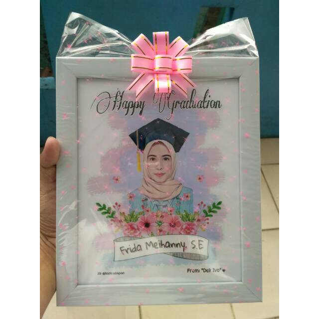 Detail Foto Hadiah Wisuda Nomer 21