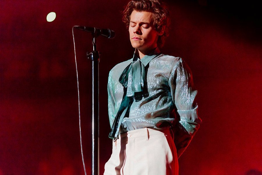 Detail Foto Harry Styles 2018 Nomer 47