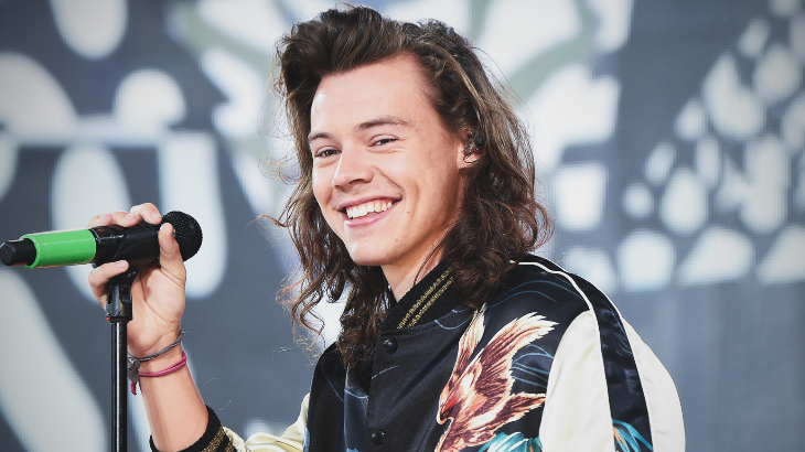 Detail Foto Harry Styles Terbaru Nomer 4