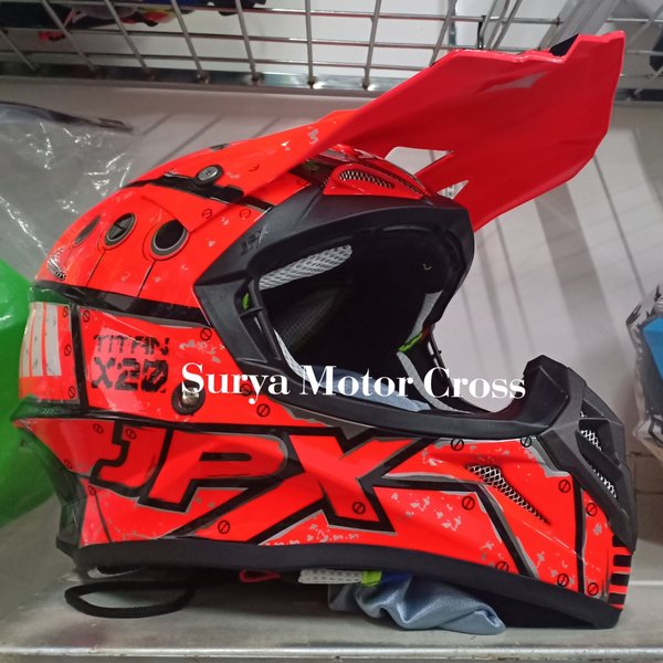 Detail Foto Helm Cross Nomer 20