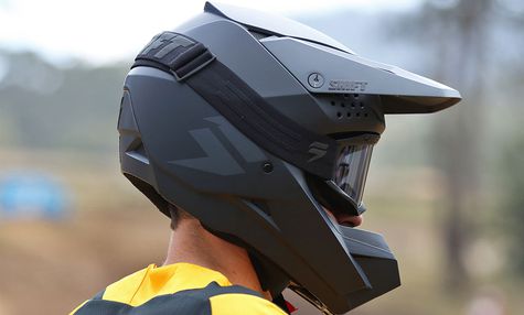 Detail Foto Helm Gm Terbaru Nomer 49