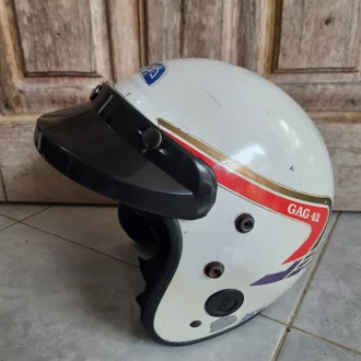 Detail Foto Helm Jadul Nomer 44