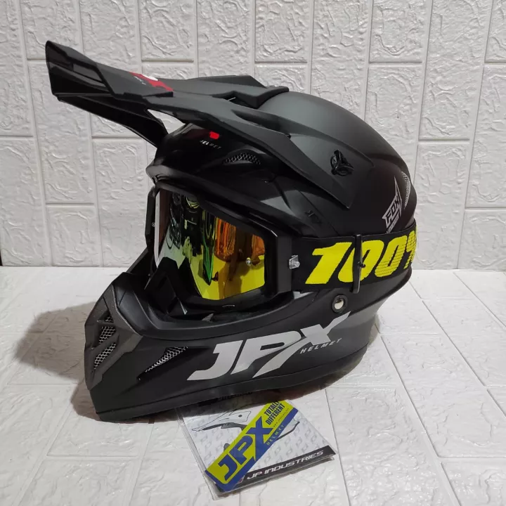 Detail Foto Helm Trail Nomer 39