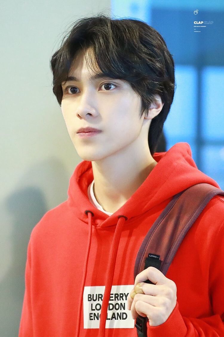 Detail Foto Hendery Nct Nomer 10