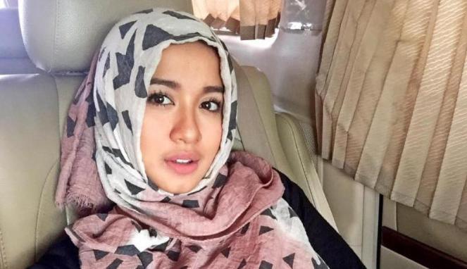 Detail Foto Hijab Laudya Chintya Bella Nomer 50