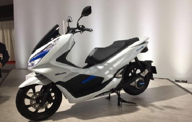 Detail Foto Honda Pcx Terbaru 2018 Nomer 37