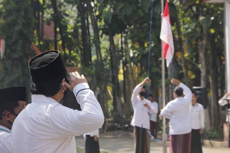 Detail Foto Hormat Bendera Nomer 39