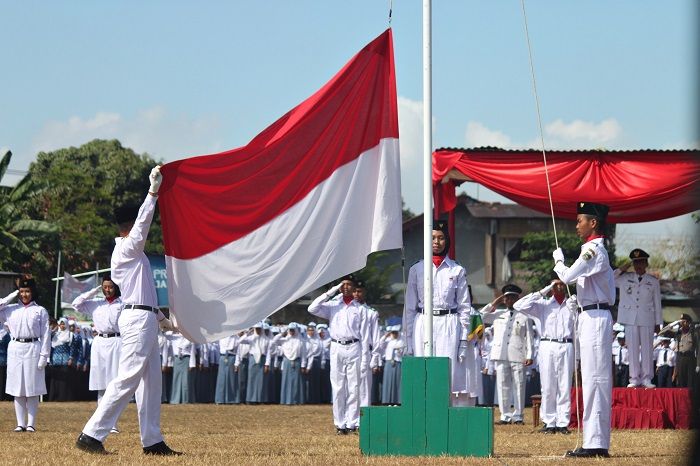 Detail Foto Hormat Bendera Merah Putih Nomer 2