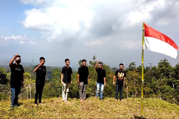 Detail Foto Hormat Bendera Merah Putih Nomer 29