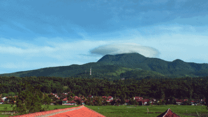 Detail Background Bukit Animasi Nomer 20