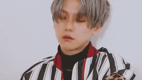 Detail Baekhyun Gif Nomer 2