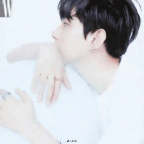 Detail Baekhyun Gif Nomer 27