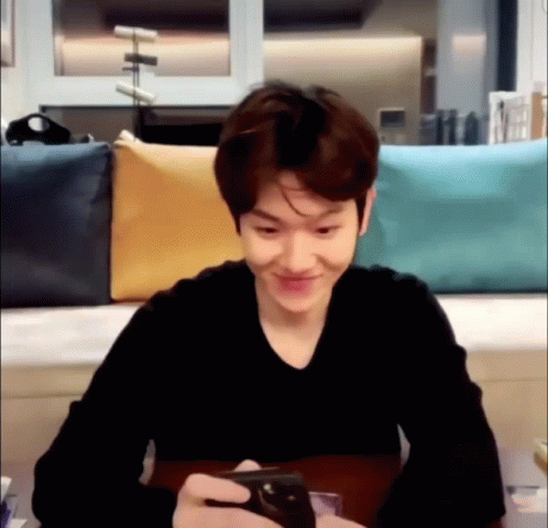 Detail Baekhyun Gif Nomer 34