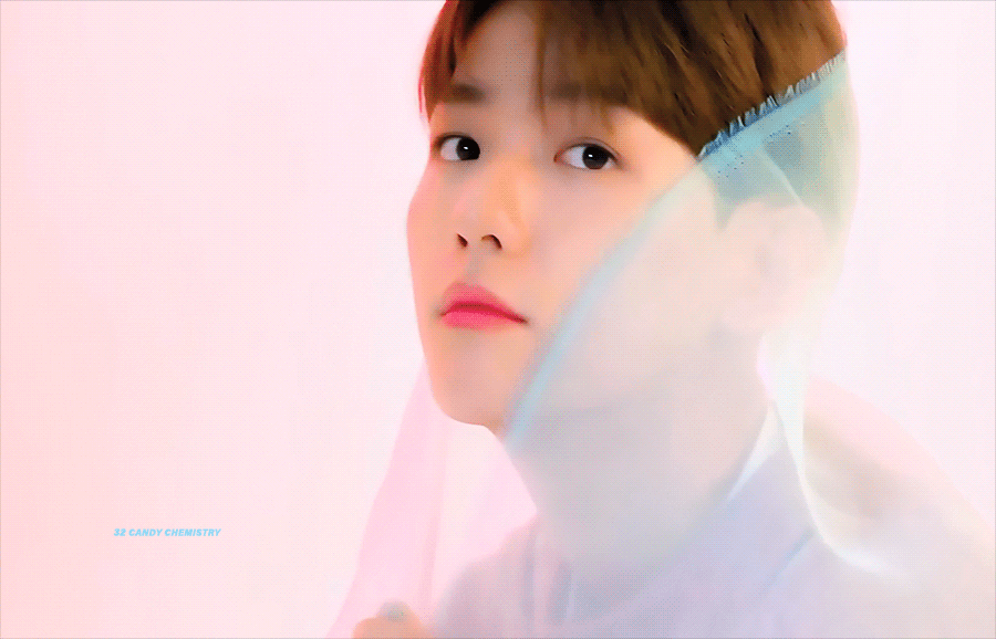 Detail Baekhyun Gif Nomer 44