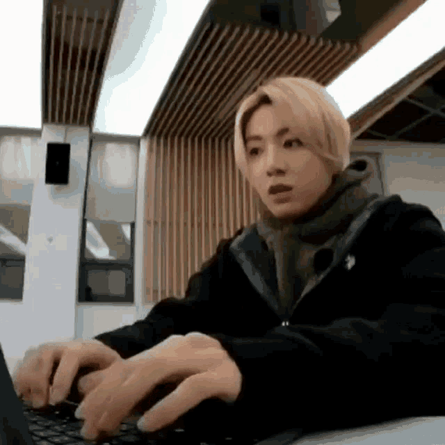 Detail Computer Gif Nomer 43