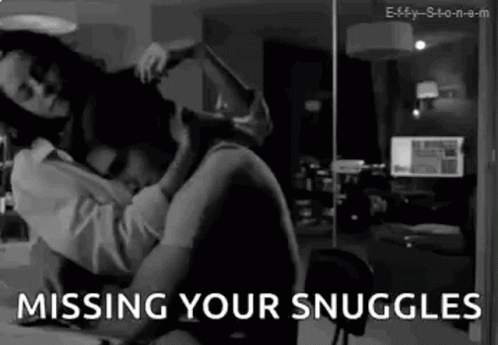 Detail Cuddle Gif Nomer 10