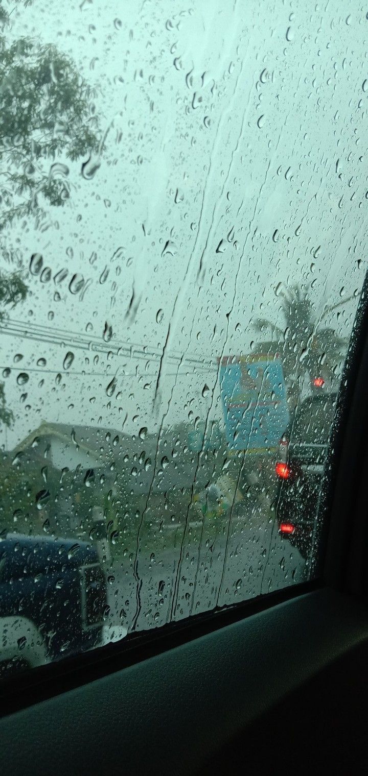 Detail Foto Hujan Dari Dalam Mobil Nomer 11