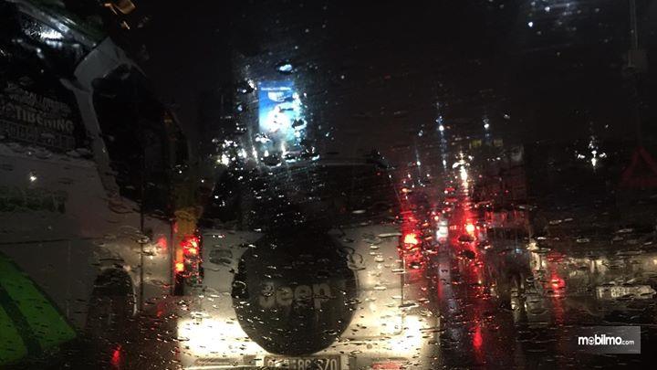 Detail Foto Hujan Dari Dalam Mobil Nomer 48
